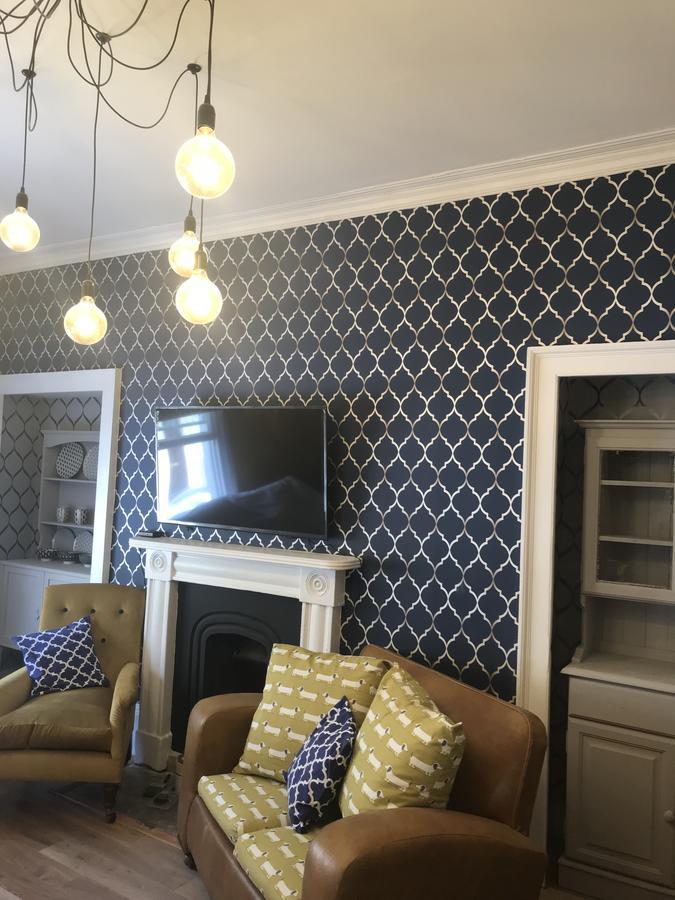 Central City Pad One Bedroom Plus Double Sofabed Bath Bagian luar foto